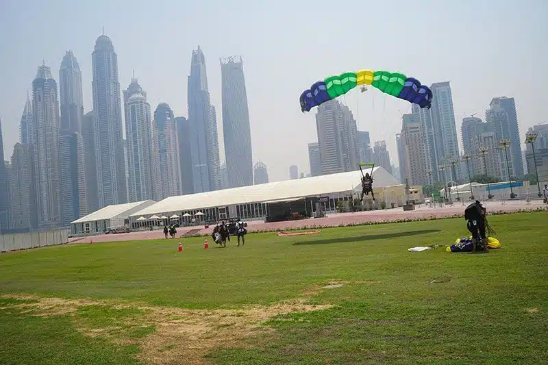 Paracaidismo en Dubai