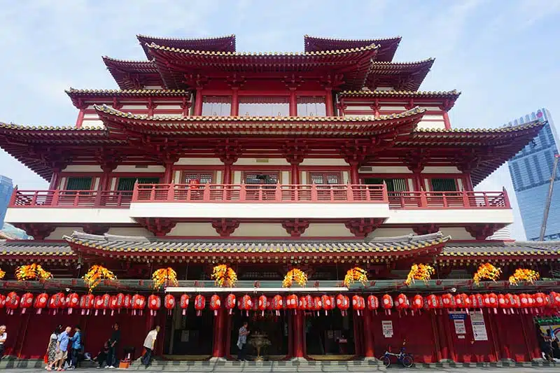 Buddha-Tooth-Relic-Temple-(1)