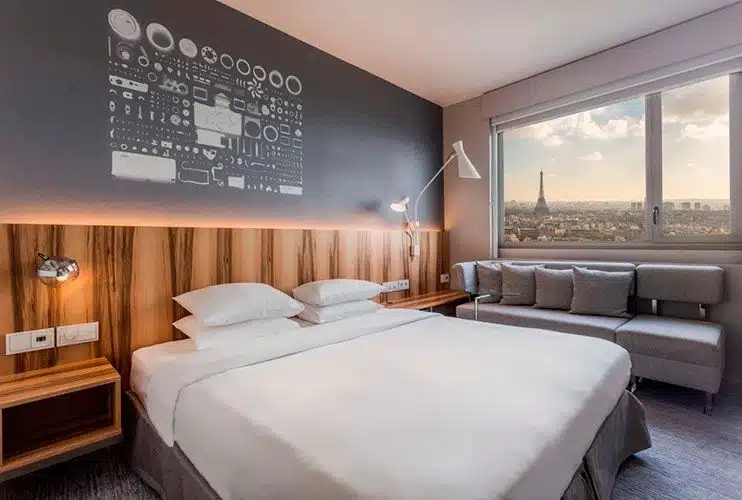 Hoteles en París con vistas a la torre Eiffel