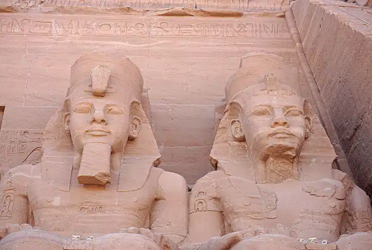 Colosos de Ramses II Abu Simbel