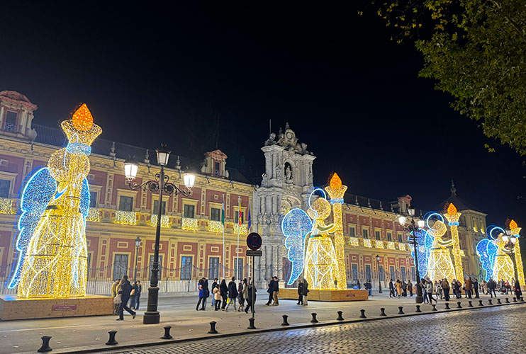 Qué ver en Sevilla en Navidad: Ángeles del Palacio San Telmo