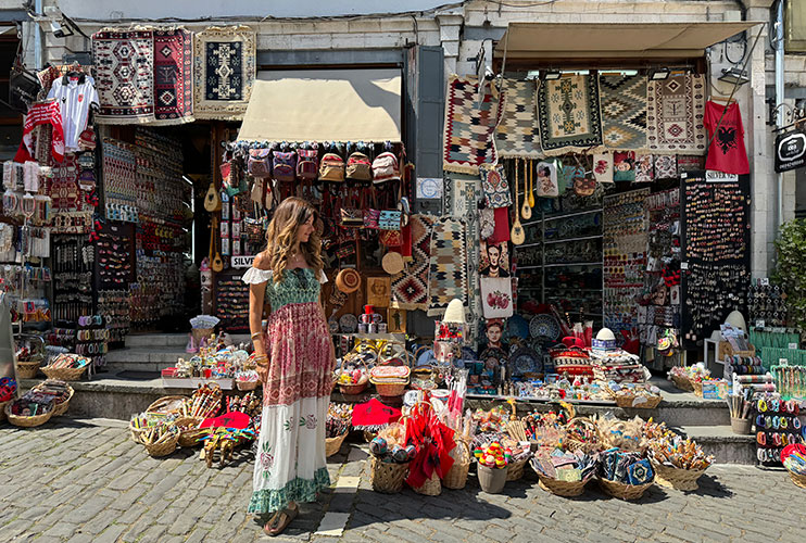 Qué ver en Gjirokastër: bazar