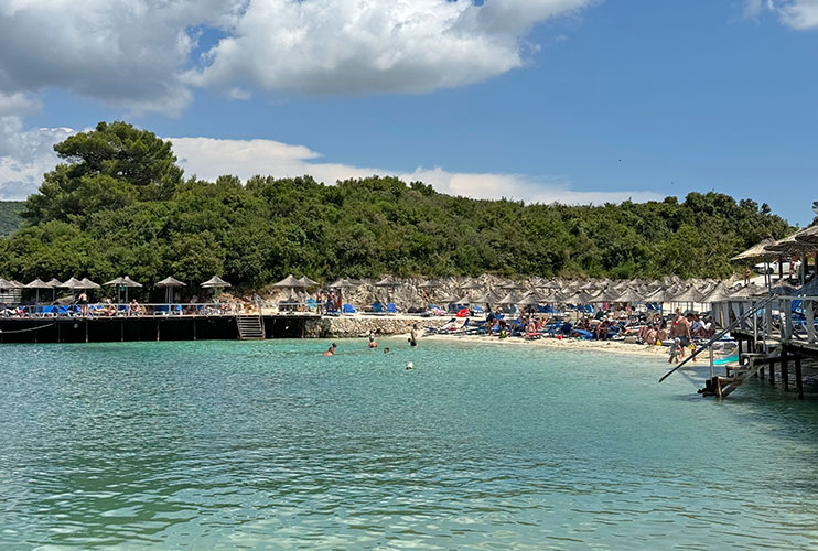 Playas mas bonitas de Albania: Lori beach