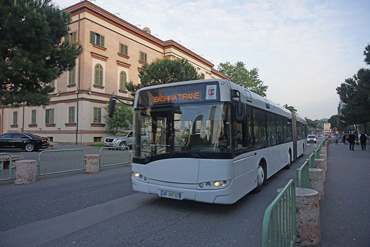Transporte en Tirana