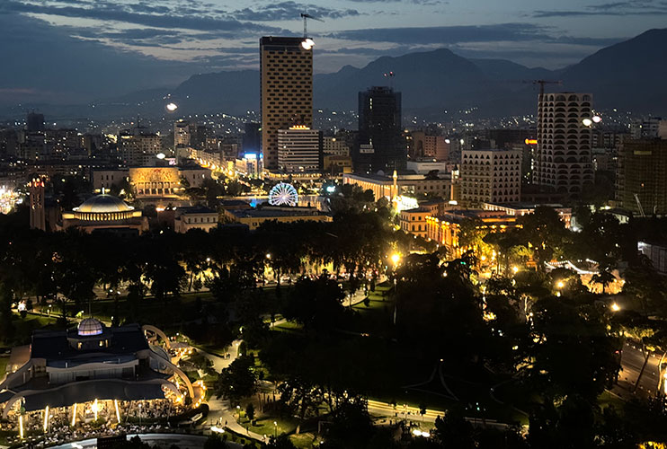Vistas de Tirana