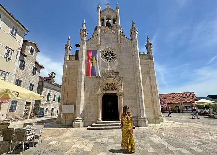 Qué ver en Herceg Novi: plaza Belavista