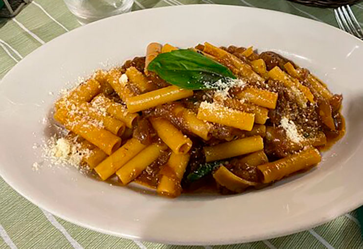 Dónde comer en Nápoles: a cucina ra casa mia