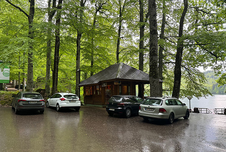 Aparcamiento en Biogradska Gora