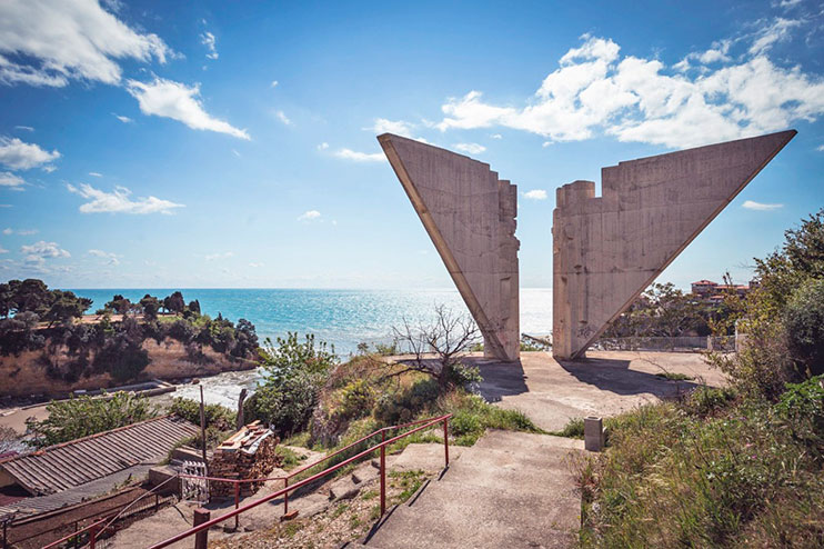 Monumento a la libertad Ulcinj