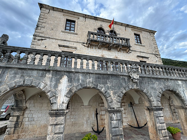 Palacio Bujovic Perast