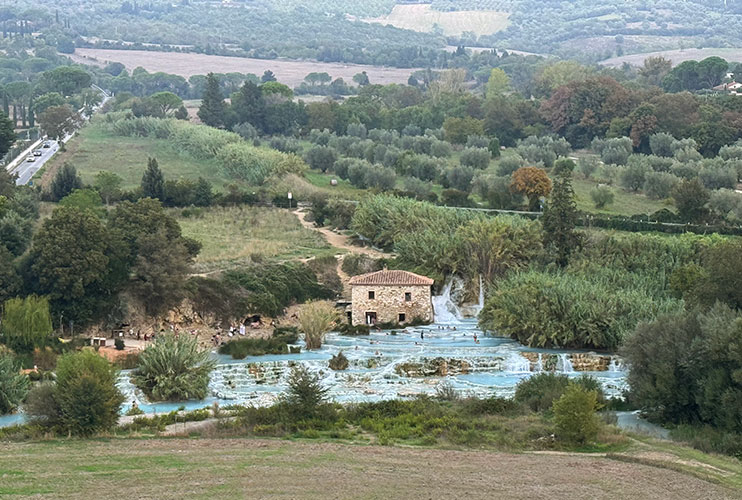 Cómo visitar las termas de Saturnia