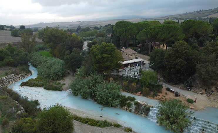 Cómo visitar las termas de Saturnia