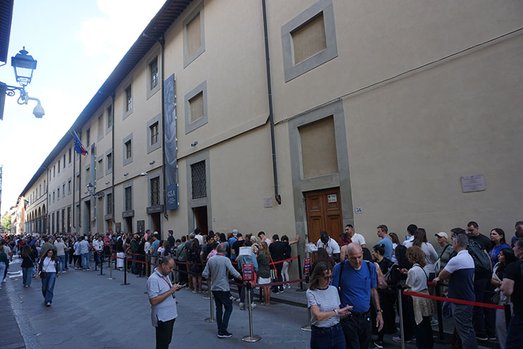 Entrada a la Galería de la Academia de Florencia