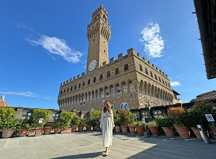 Vistas del Palazzo Vecchio desde la galería Uffizi