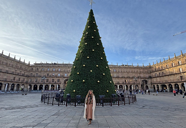 Árbol de Navidad en la plaza mayor de Salamanca